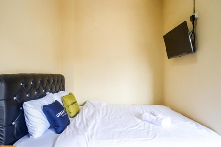 Urbanview Hotel Telu Wolu Monjali by RedDoorz, Yogyakarta, Indonesia