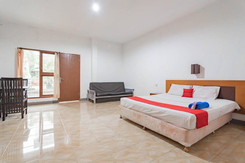 RedDoorz Plus At Hotel Sofia Pangandaran, Pangandaran, Indonesia