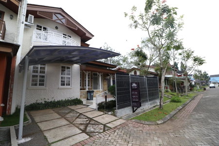 Diyar Villas Puncak Q4/11, Puncak, Indonesia