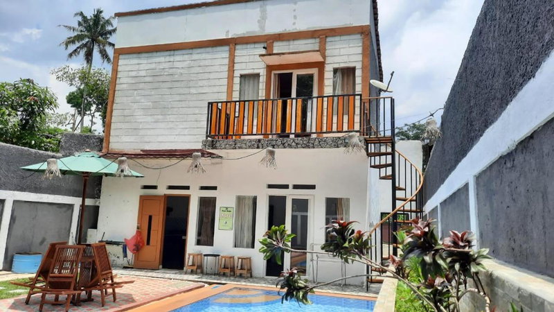 Villa Dhanty, Bogor, Indonesia