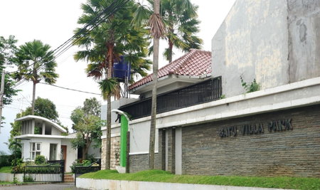 Tropical Boutique Batu Villa, Near Museum Angkut, Batu, Indonesia