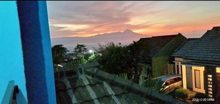 Villa Batu Safir, Batu, Indonesia