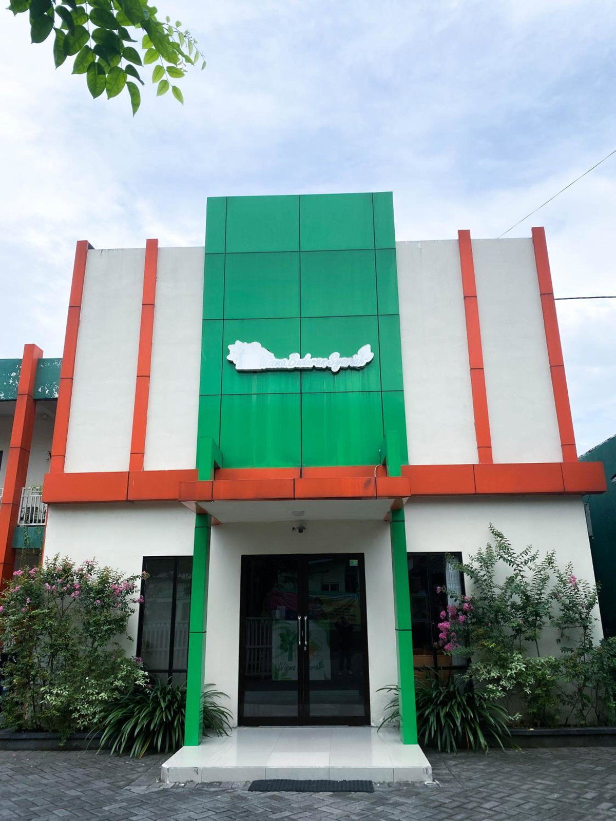 Hotel · PLUM Xpress Buduran, Buduran