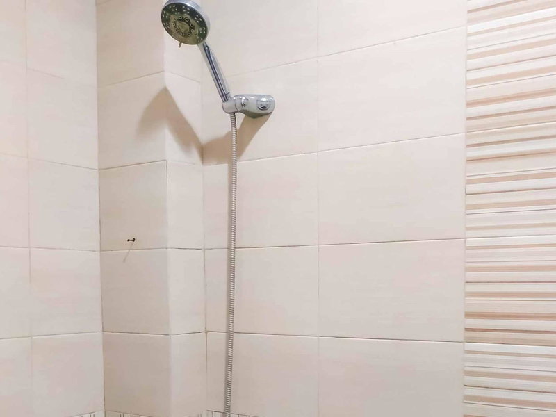 Avalon Karawaci Mitra RedDoorz, Tangerang, Indonesia