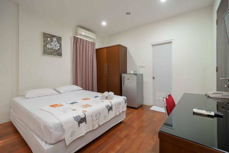 Avalon Karawaci Mitra RedDoorz, Tangerang, Indonesia