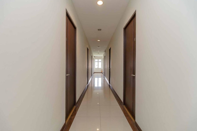 Avalon Karawaci Mitra RedDoorz, Tangerang, Indonesia