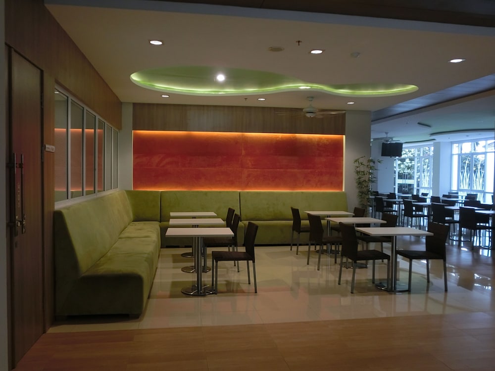 Hotel · IZI Hotels, Bogor