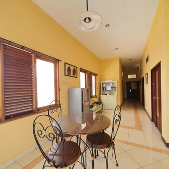 Candi Panggung Family Guest House Syariah, Malang, Indonesia