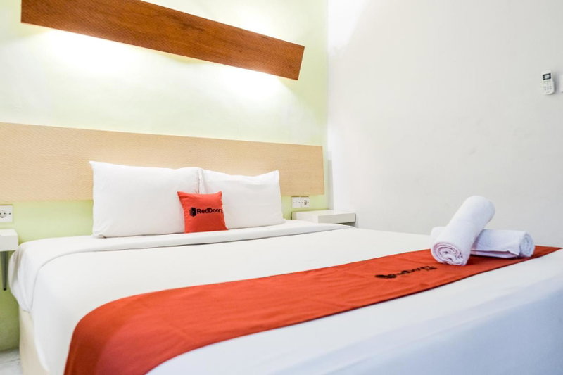 RedDoorz Plus at Sunrise Hotel Sanur, Sanur, Indonesia