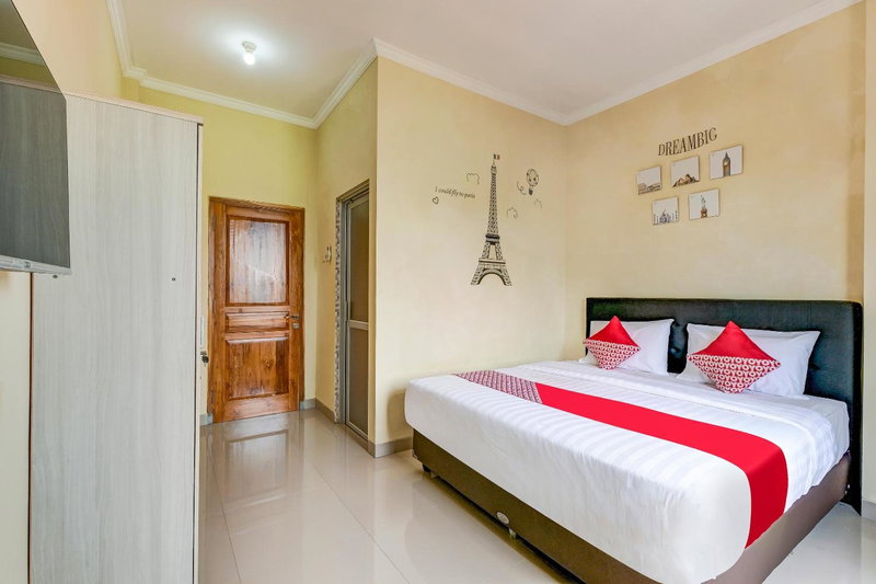 Hotel O Dangau Datuk Guesthouse, Yogyakarta, Indonesia