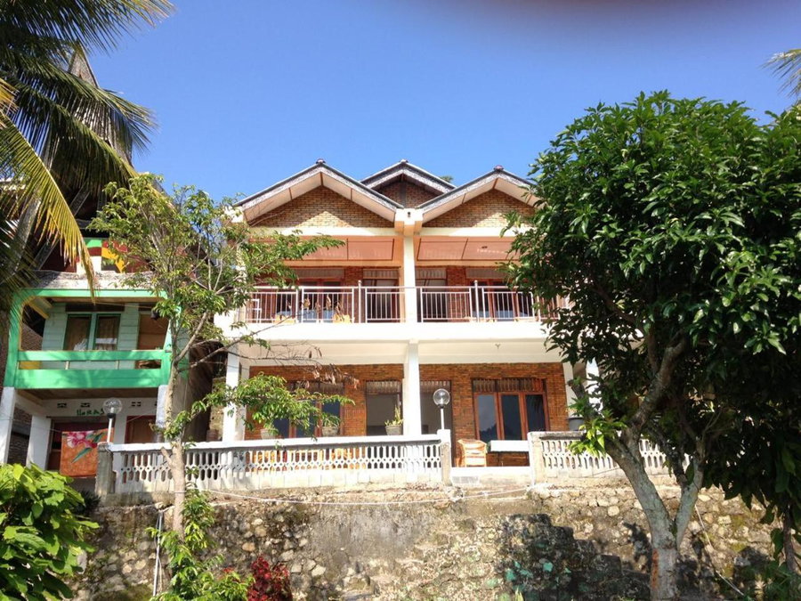 Aman's Guesthouse, Tuk Tuk, Indonesia