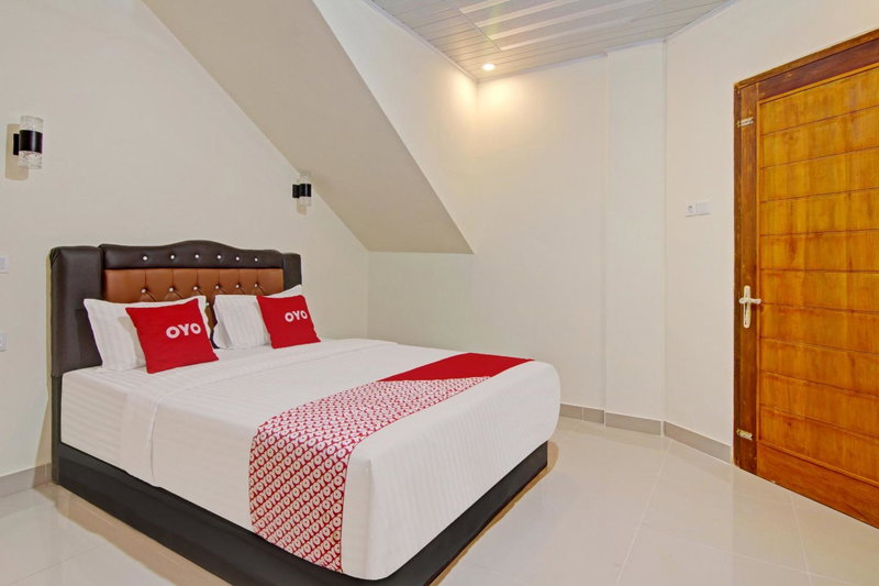 Capital O 90643 Suri Guest House Syariah, Padang, Indonesia