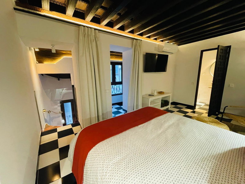 El cobertizo de Jimena y Candela - Parking Gratis, Toledo, Spain
