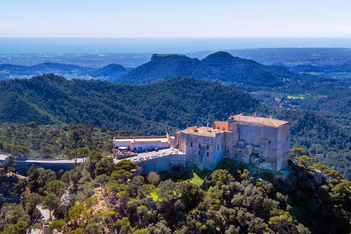 Petit Hotel Hostatgeria Sant Salvador, Spain