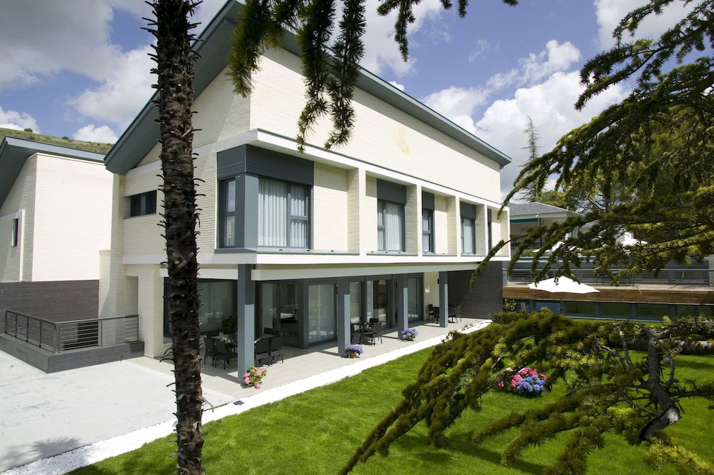 Hotel Spa Niwa, Spain