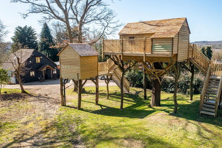 Oakside Tree Tops, Canterbury, United Kingdom