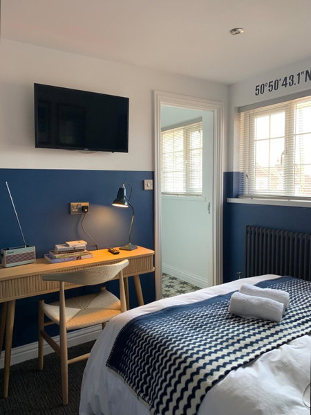 The Blue Bell Inn, Emsworth, United Kingdom