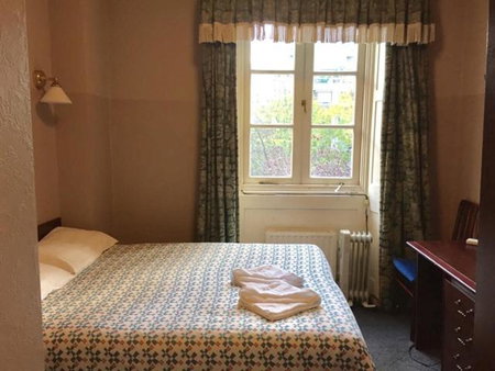 Four Stars Hotel, London, United Kingdom