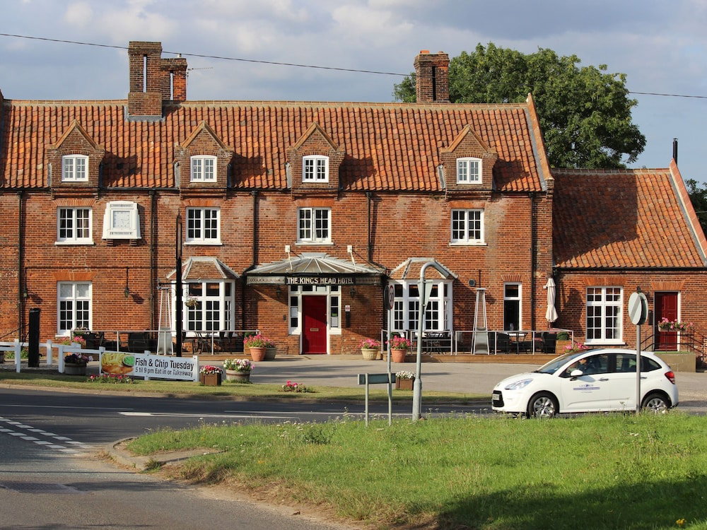 Hotel · The Kings Head Hotel, Dereham