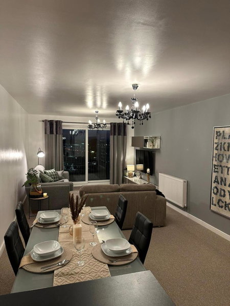 Apt - Stay 6 - Stadium View - Coo-op Live Arena, Manchester, United Kingdom