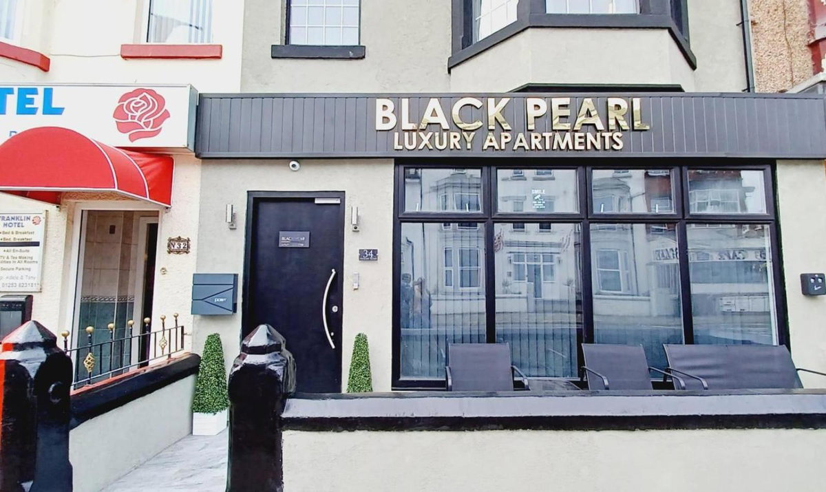 Hotel · Black Pearl Luxury Apartments, Blackpool