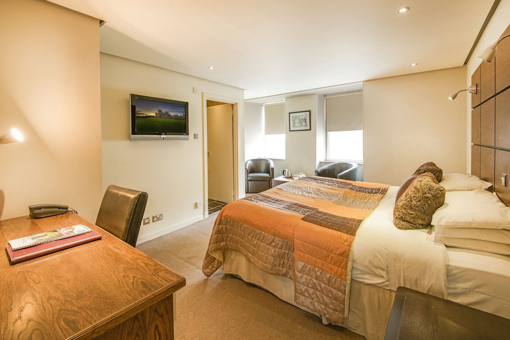 Queens Head Hotel, United Kingdom