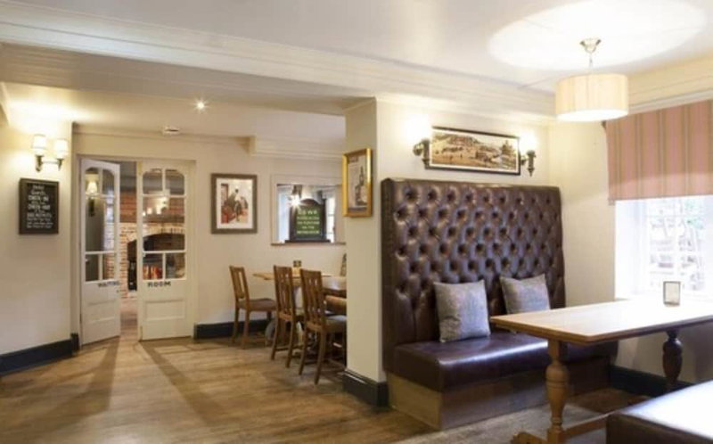 The Avon Causeway Hotel, Christchurch, United Kingdom