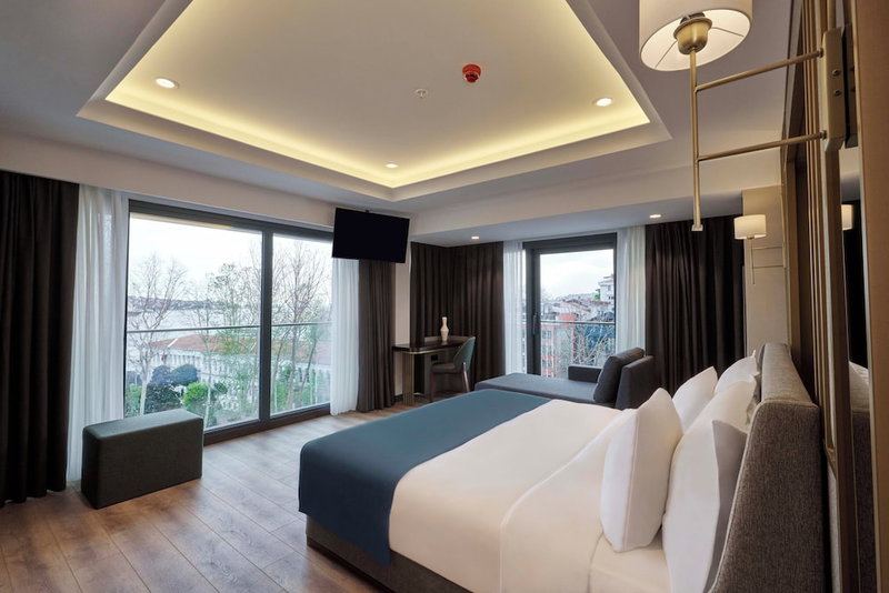 Çırağan Hotel Bosphorus, Istanbul, Turkey