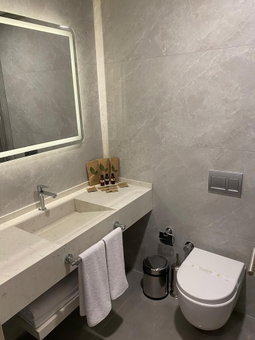 Alves Hotel, Izmir, Turkey
