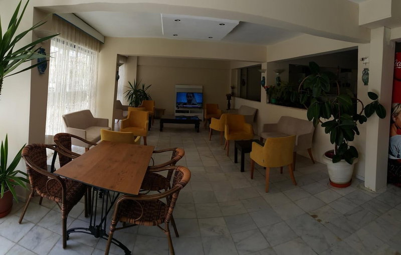 Ozgun Apart Hotel, Kusadasi, Turkey