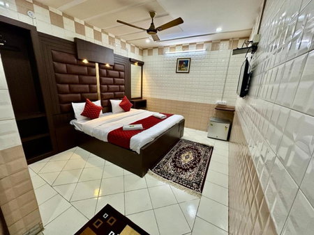 Hotel Sheela, 100m from Taj Mahal, Agra, India