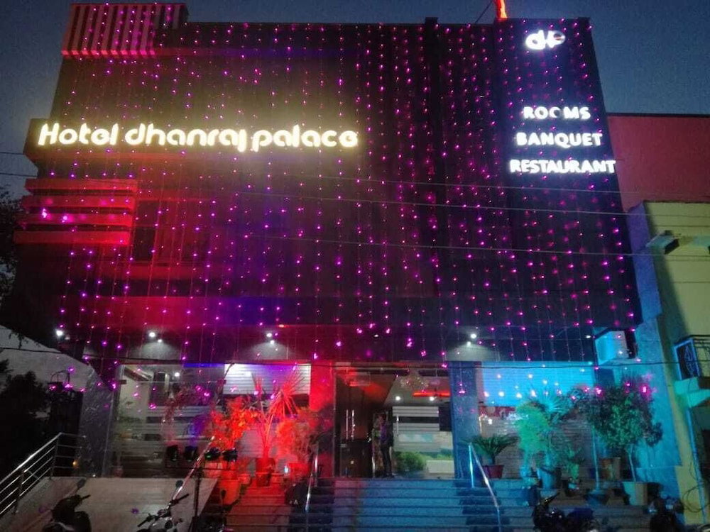Hotel Dhanraj Palace, India