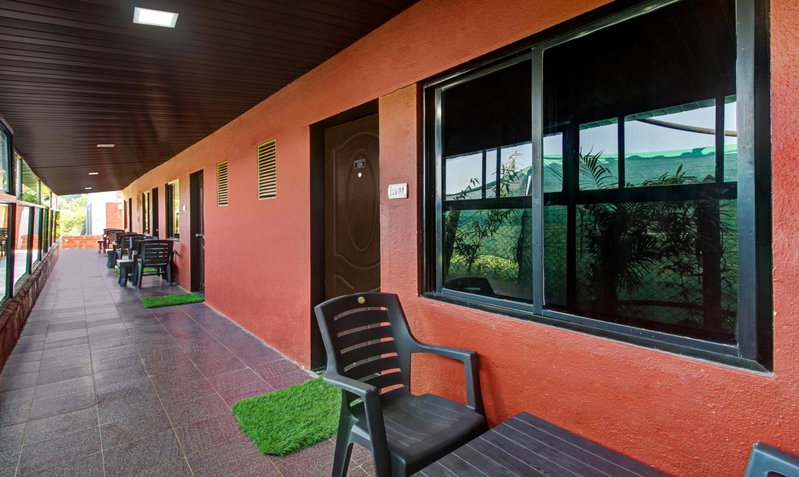 Treebo La Paradise with Swimming Pool, Mahabaleshwar, India