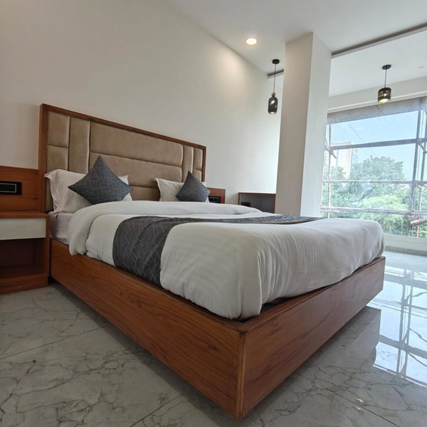 Hotelmaple tree, Ahmedabad, India