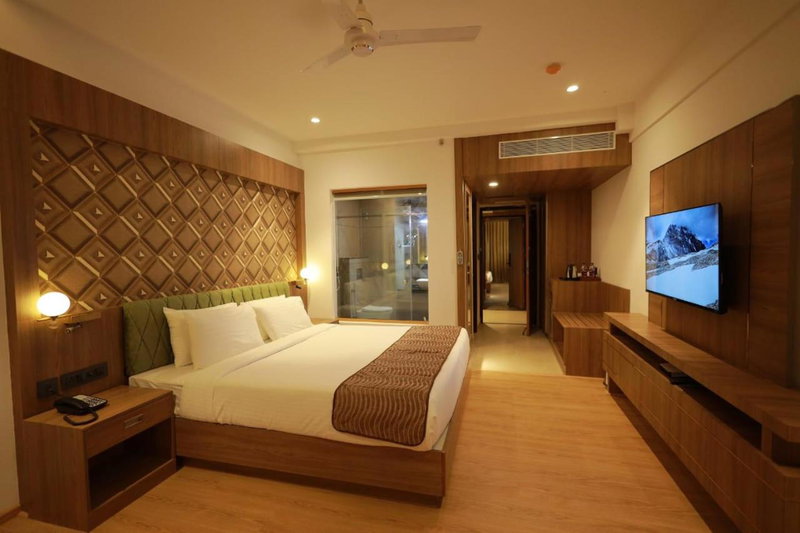 Mandarin Sky, Kannur, India
