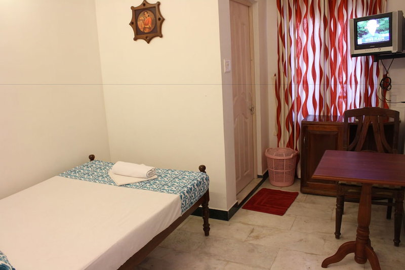 Hotel White Rose, Kochi, India