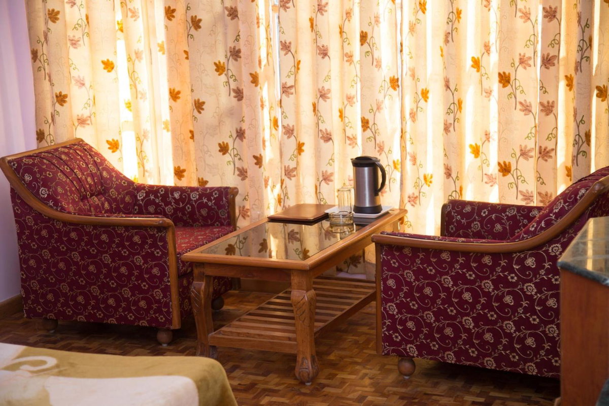 Hotel Satkar Residency - Riverside Old Manali, India