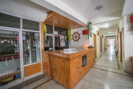 Hotel Satkar Residency - Riverside Old Manali, Manāli, India