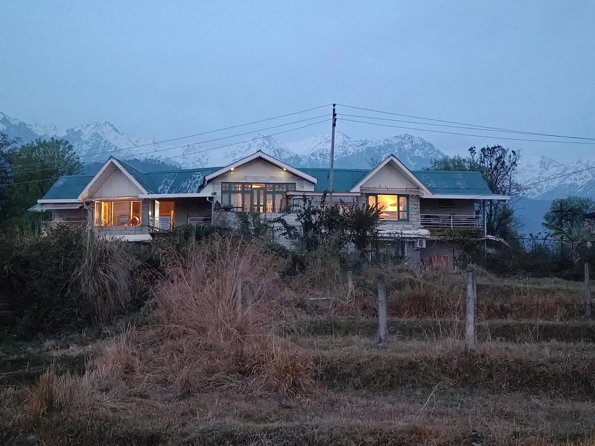 Chinarchalet, Индия