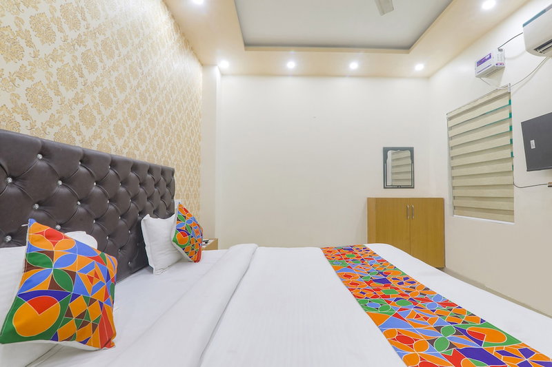 FabHotel US Inn, Varanasi, India