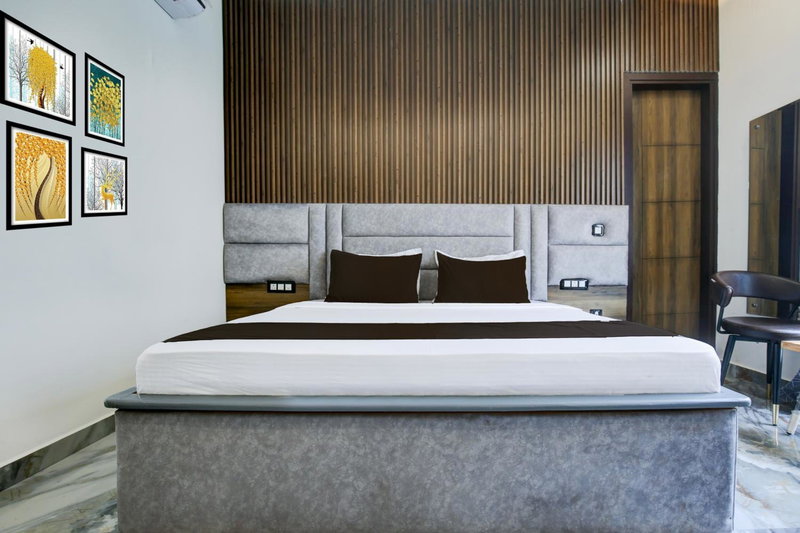Hotel O Platinum, Zirakpur, India