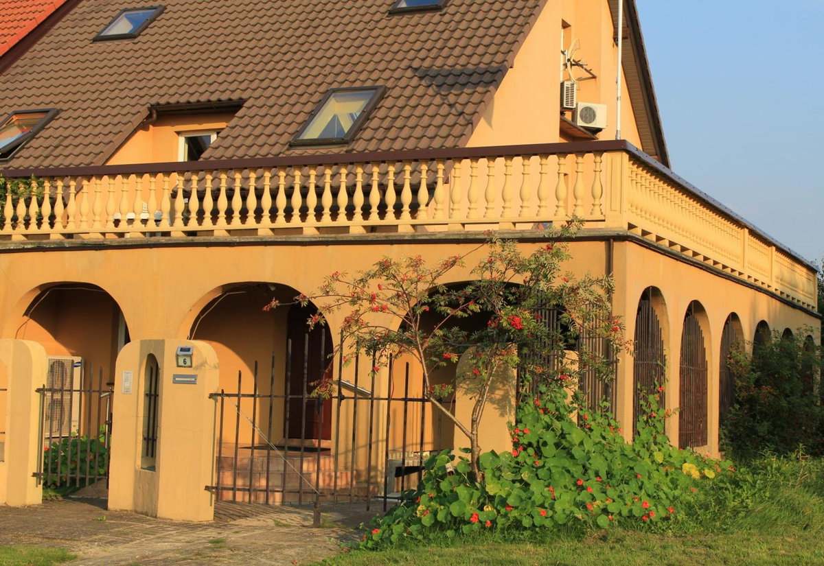 Arkady, Poland
