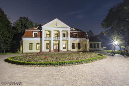 Dwór Słupia, Zarzecze, Poland
