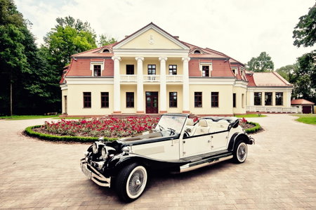 Dwór Słupia, Zarzecze, Poland
