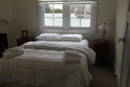 Mentor Chambers Apartment Bed & Breakfast, West Wyalong, Australia