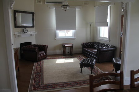Mentor Chambers Apartment Bed & Breakfast, West Wyalong, Australia