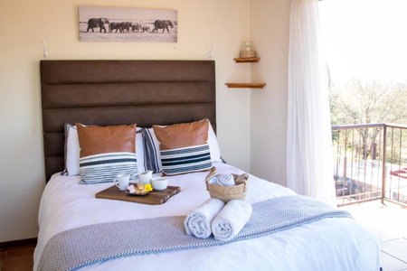 Hoedspruit Wildlife Estate (Indlovu Lodge 266), Hoedspruit, South Africa