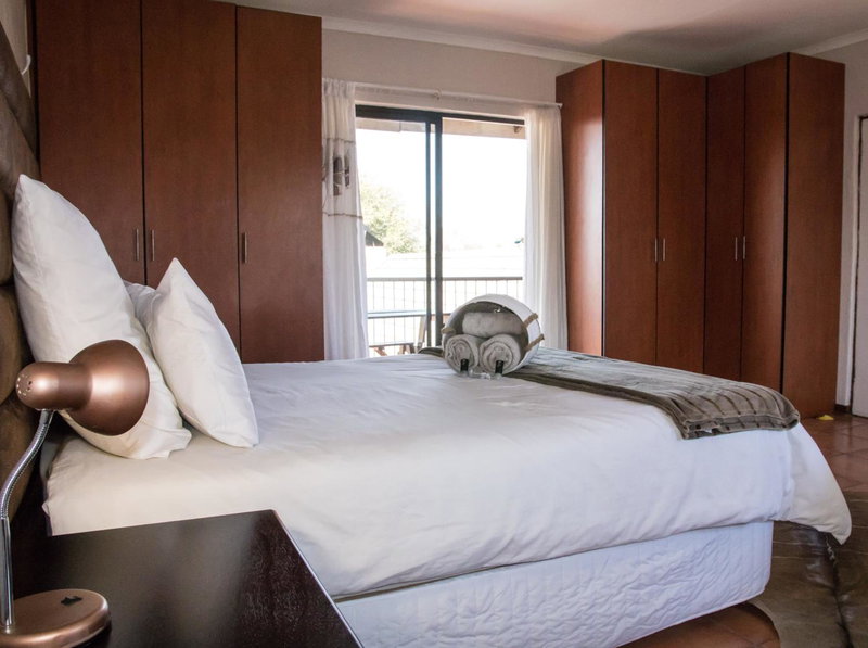 Hoedspruit Wildlife Estate (Indlovu Lodge 266), Hoedspruit, South Africa
