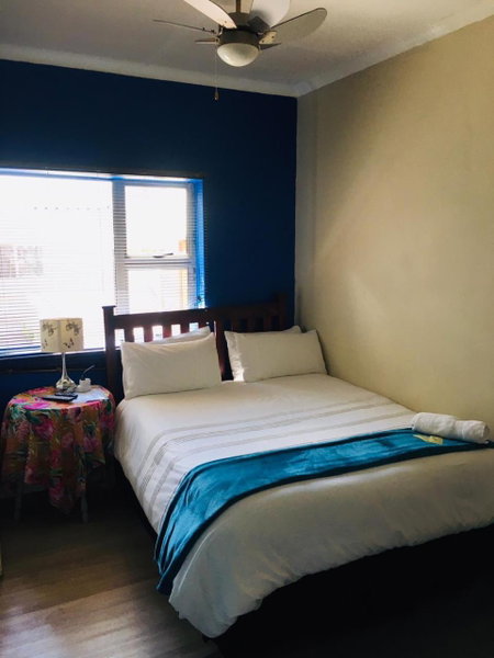 Buxton lodge Guesthouse, Queenstown, South Africa