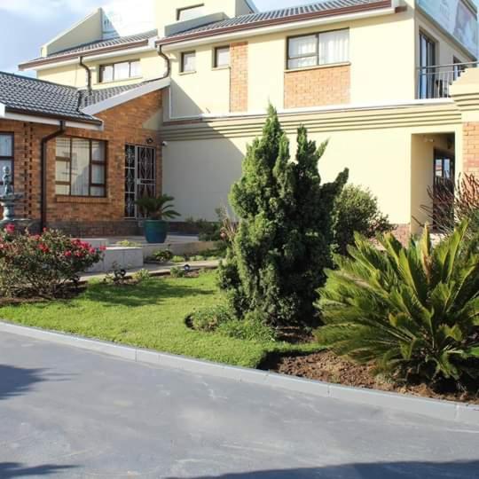 Max B&B, East London, South Africa
